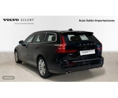 Volvo V 60 V60 Momentum Advanced, B4 mildhybrid de 2020 con 21.589 Km por 39.900 EUR. en Asturias