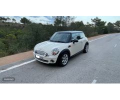 Mini Mini MINI ONE R52 1.4 95CV GASOLINA  DEL 12/2008 de 2008 con 149.325 Km por 6.990 EUR. en Giron