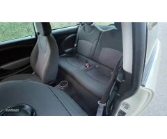 Mini Mini MINI ONE R52 1.4 95CV GASOLINA  DEL 12/2008 de 2008 con 149.325 Km por 6.990 EUR. en Giron