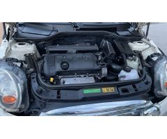 Mini Mini MINI ONE R52 1.4 95CV GASOLINA  DEL 12/2008 de 2008 con 149.325 Km por 6.990 EUR. en Giron