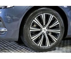 Volvo S 90 S90 2.0 D4 Inscription Auto de 2021 con 32.168 Km por 39.990 EUR. en Madrid