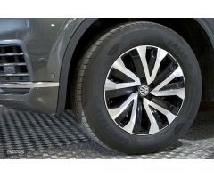 Volkswagen Touareg 3.0tdi V6 Bmt Premium 240 Tiptronic de 2020 con 152.371 Km por 42.990 EUR. en Mad