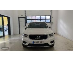 Volvo XC40 XC40 D4 AWD Momentum Automatico de 2018 con 89.889 Km por 29.500 EUR. en Cadiz