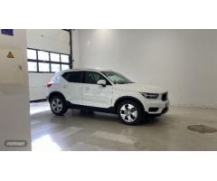 Volvo XC40 XC40 D4 AWD Momentum Automatico de 2018 con 89.889 Km por 29.500 EUR. en Cadiz