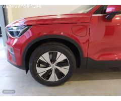 Volvo XC40 XC40 Recharge Core, T4 plug-in hybrid, Electrico/Gasolina, Bright de 2023 con 10 Km por 4