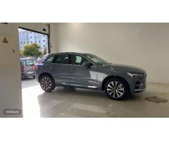 Volvo XC 60 2.0 D B4 PLUS BRIGHT AUTO 4WD 197 5P de 2023 con 2.900 Km por 53.000 EUR. en Cadiz