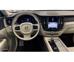 Volvo XC 60 XC60 Recharge Plus, T6 plug-in hybrid eAWD, Electrico/Gasolina, Dark de 2023 con 6 Km po