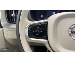 Volvo XC 60 XC60 Recharge Plus, T6 plug-in hybrid eAWD, Electrico/Gasolina, Dark de 2023 con 6 Km po