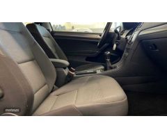 Volkswagen Golf 2.0 TDI ADVANCE BLUEMOTION TECHNOLOGY 150 3P de 2014 con 142.147 Km por 14.500 EUR.