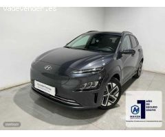 Hyundai Kona Electric Style Sky 150kW de 2022 con 28.064 Km por 42.500 EUR. en Badajoz