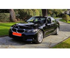 BMW Serie 3 318d Auto. de 2019 con 47.000 Km por 34.900 EUR. en Girona