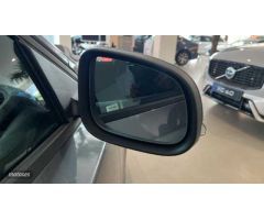 Volvo V 40 2.0 D2 MOMENTUM 120 5P de 2018 con 139.291 Km por 18.000 EUR. en A Coruna