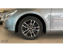 Volvo V 40 2.0 D2 MOMENTUM 120 5P de 2018 con 139.291 Km por 18.000 EUR. en A Coruna