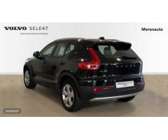 Volvo XC40 1.5 T3 MOMENTUM 156 5P de 2018 con 113.609 Km por 23.800 EUR. en A Coruna