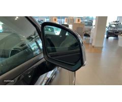 Volvo XC40 1.5 T3 MOMENTUM 156 5P de 2018 con 113.609 Km por 23.800 EUR. en A Coruna