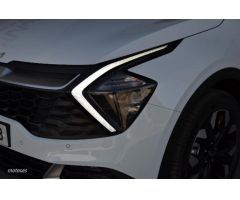 Kia Sportage 1.6 T-GDI PHEV DRIVE 4WD AUTO 265 5P de 2023 con 7 Km por 40.490 EUR. en Cadiz