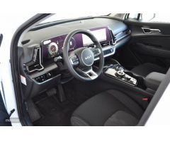 Kia Sportage 1.6 T-GDI PHEV DRIVE 4WD AUTO 265 5P de 2023 con 7 Km por 40.490 EUR. en Cadiz