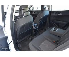Kia Sportage 1.6 T-GDI PHEV DRIVE 4WD AUTO 265 5P de 2023 con 7 Km por 40.490 EUR. en Cadiz