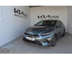Kia Ceed 1.5 MHEV 118KW TECH DCT 160 5P de 2023 con 5 Km por 26.790 EUR. en Cadiz