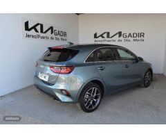 Kia Ceed 1.5 MHEV 118KW TECH DCT 160 5P de 2023 con 5 Km por 26.790 EUR. en Cadiz