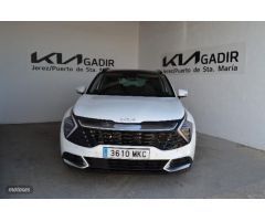 Kia Sportage 1.6 T-GDI HEV TECH AUTO 230 5P de 2023 con 5 Km por 37.990 EUR. en Cadiz
