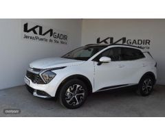 Kia Sportage 1.6 T-GDI HEV TECH AUTO 230 5P de 2023 con 5 Km por 37.990 EUR. en Cadiz