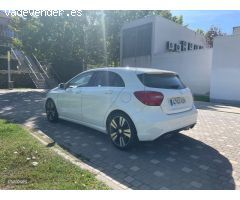 Mercedes Clase A A 200 d de 2014 con 165.400 Km por 15.850 EUR. en Madrid