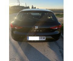 Seat Leon 1.6 90cv emotion de 2013 con 149.355 Km por 9.850 EUR. en Madrid