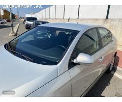 Volkswagen Passat Variant Executive 2.0 TDI 110kW (150CV) de 2010 con 208.000 Km por 8.500 EUR. en S