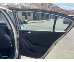 Volkswagen Passat Variant Executive 2.0 TDI 110kW (150CV) de 2010 con 208.000 Km por 8.500 EUR. en S