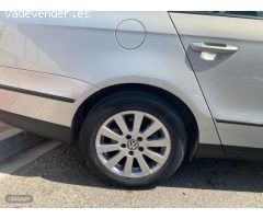 Volkswagen Passat Variant Executive 2.0 TDI 110kW (150CV) de 2010 con 208.000 Km por 8.500 EUR. en S