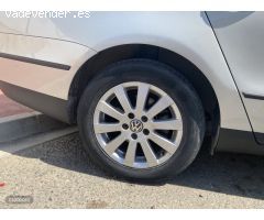 Volkswagen Passat Variant Executive 2.0 TDI 110kW (150CV) de 2010 con 208.000 Km por 8.500 EUR. en S