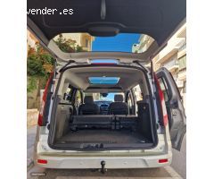 Ford Tourneo Connect 1.0 ecoboost titanium de 2014 con 111.000 Km por 12.999 EUR. en Valencia
