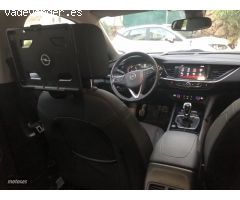 Opel Insignia Grand sport excellence 136 cv de 2018 con 55.637 Km por 20.000 EUR. en Malaga
