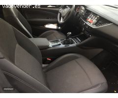 Opel Insignia Grand sport excellence 136 cv de 2018 con 55.637 Km por 20.000 EUR. en Malaga