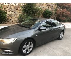 Opel Insignia Grand sport excellence 136 cv de 2018 con 55.637 Km por 20.000 EUR. en Malaga