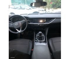 Opel Insignia Grand sport excellence 136 cv de 2018 con 55.637 Km por 20.000 EUR. en Malaga
