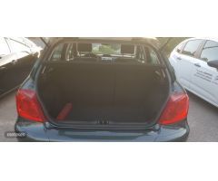 Peugeot 307 1.6 HDi 110 XS 5p. de 2007 con 245.000 Km por 3.750 EUR. en Pontevedra