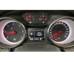 Opel Astra ST 1.6CDTI SELECTIVE de 2018 con 253.340 Km por 7.300 EUR. en Madrid