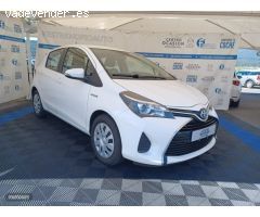 Toyota Yaris YARIS HYBRID 1.5 100H ACTIVE 5P de 2016 con 92.111 Km por 14.700 EUR. en Pontevedra