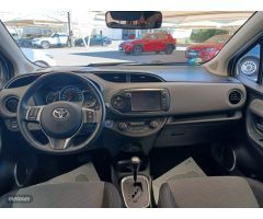 Toyota Yaris YARIS HYBRID 1.5 100H ACTIVE 5P de 2016 con 92.111 Km por 14.700 EUR. en Pontevedra