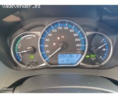 Toyota Yaris YARIS HYBRID 1.5 100H ACTIVE 5P de 2016 con 92.111 Km por 14.700 EUR. en Pontevedra
