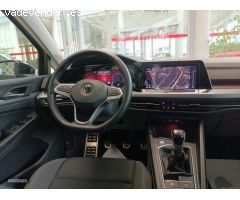 Volkswagen Golf GOLF VIII 1.5 TSI LIFE 5P de 2021 con 65.670 Km por 24.500 EUR. en Pontevedra