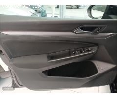 Volkswagen Golf GOLF VIII 1.5 TSI LIFE 5P de 2021 con 65.670 Km por 24.500 EUR. en Pontevedra