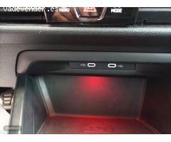 Volkswagen Golf GOLF VIII 1.5 TSI LIFE 5P de 2021 con 65.670 Km por 24.500 EUR. en Pontevedra