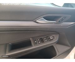 Volkswagen Golf GOLF VIII 1.5TSI LIVE 5P de 2021 con 66.864 Km por 24.500 EUR. en Pontevedra