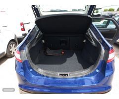 Ford Mondeo 2.0TDCI TITANIUM 150CV de 2018 con 202.981 Km por 12.700 EUR. en Madrid