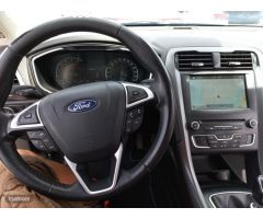 Ford Mondeo 2.0TDCI TITANIUM 150CV de 2018 con 202.981 Km por 12.700 EUR. en Madrid