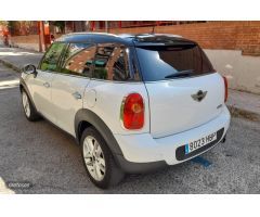 Mini Countryman Cooper D de 2011 con 224.000 Km por 7.800 EUR. en Madrid