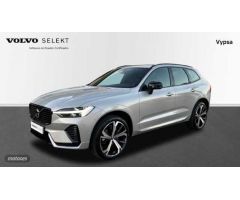 Volvo XC 60 XC60 Plus, B4 (diesel), Diesel, Dark de 2022 con 14.676 Km por 57.900 EUR. en Malaga